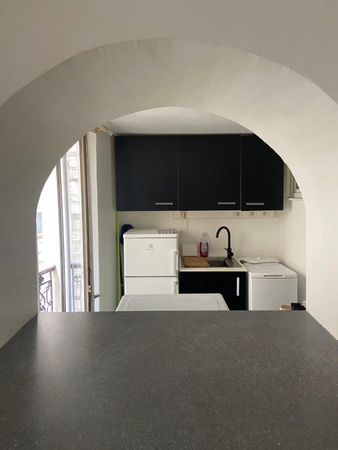 Tres Bel Appartement Montmartre Párizs Kültér fotó