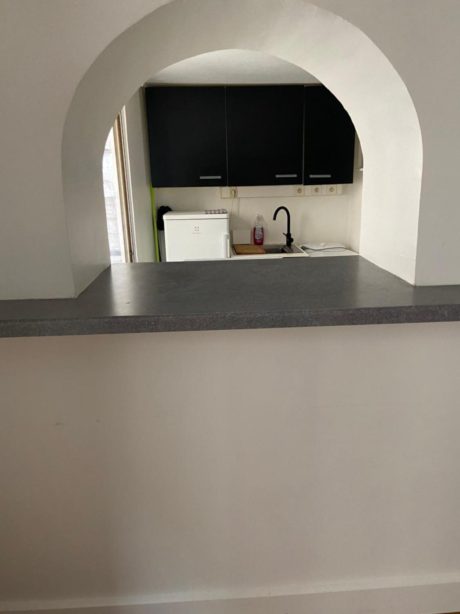 Tres Bel Appartement Montmartre Párizs Szoba fotó